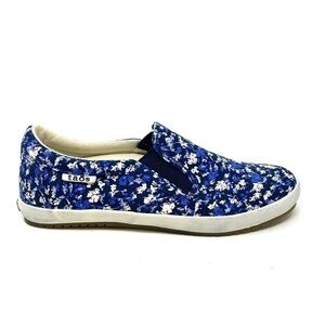 Taos Dandy slip ons Navy Floral